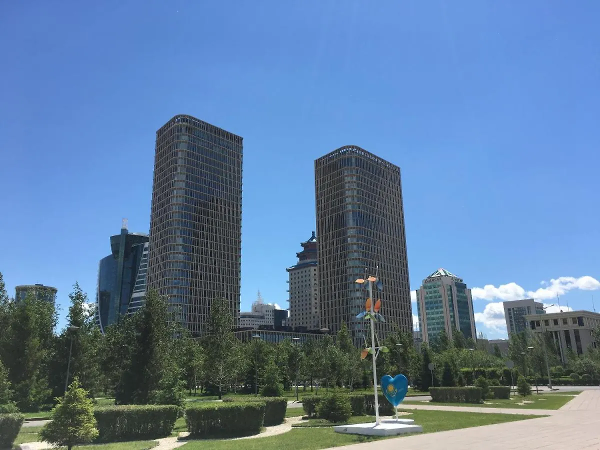 Апартаменты Severnoe Siyanie Nur-Sultan  Nur-Sultan (Astana)